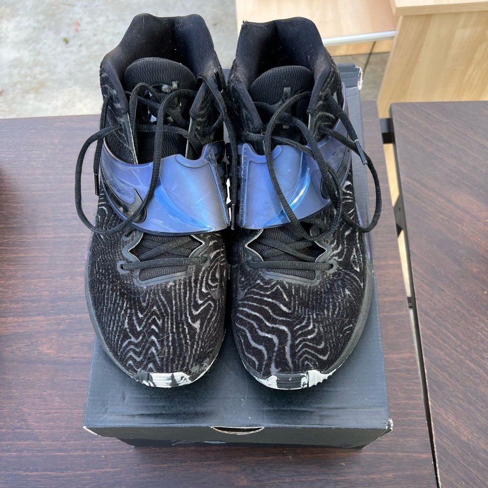 Nike KD 14 Seasonal Black Laser Crimson Size 11.5 with original box